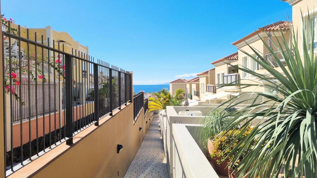 Lovely Apartment With Big Sunny Terrace Palm-mar Exterior photo